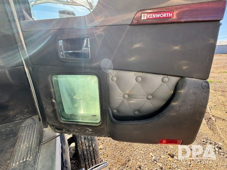 2007-kenworth-t800-image-78