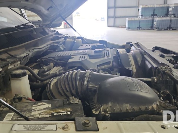 2015-dodge-ram-5500-image-30