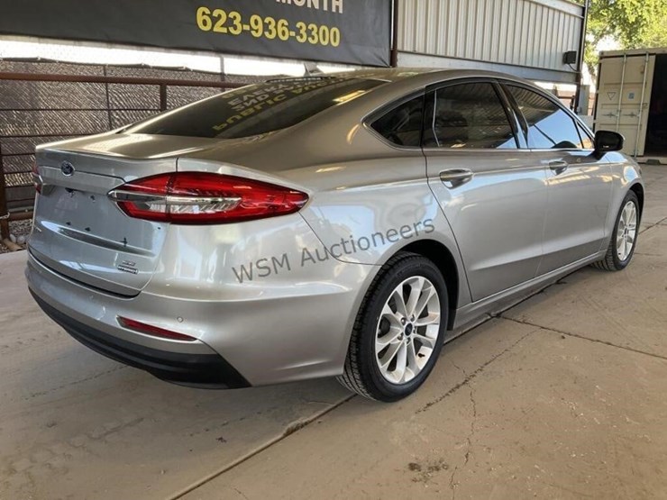 2020-ford-fusion-hybrid-sdn-image-7