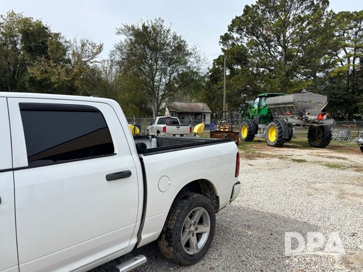 2013-dodge-ram-1500-image-14