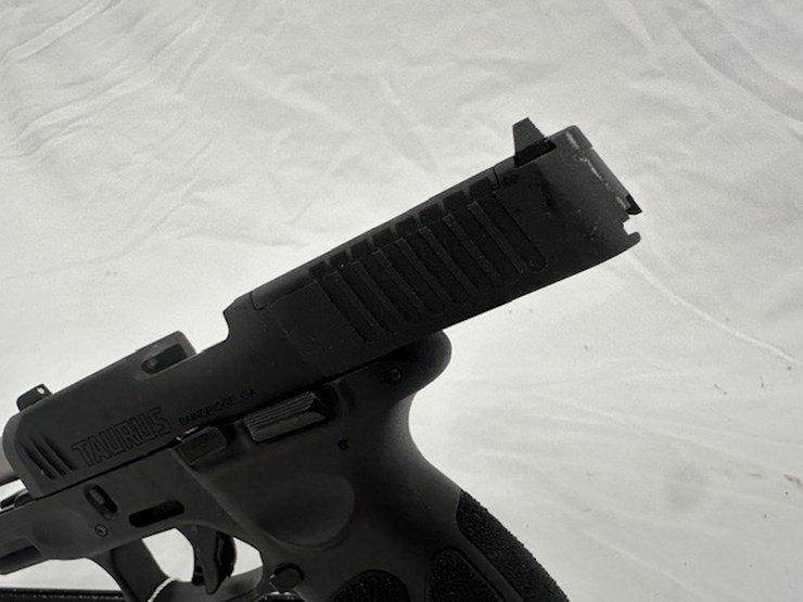 #2025-00071-•-taurus-g3c-pistol-image-41