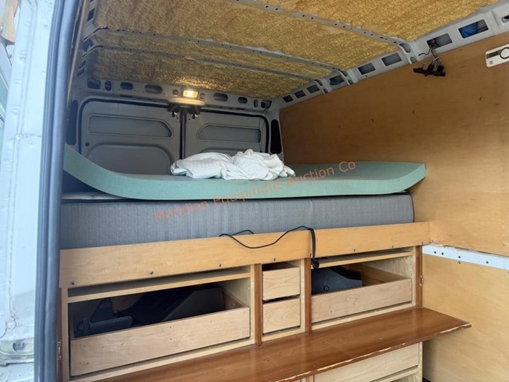 2015-dodge-ram-2500-image-21