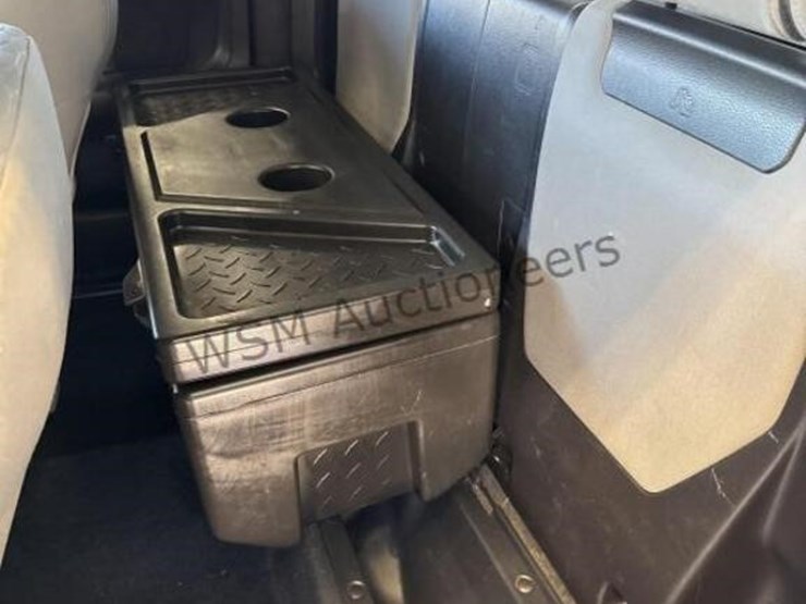 2017-toyota-tacoma-image-23