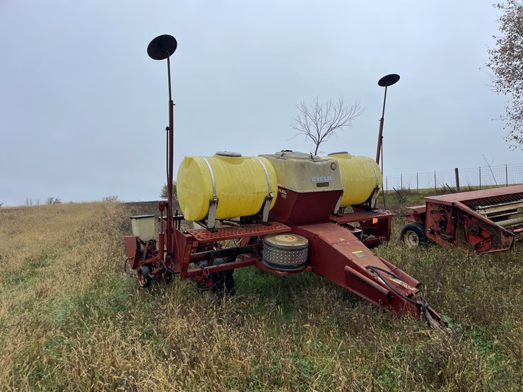 international-400-image-3