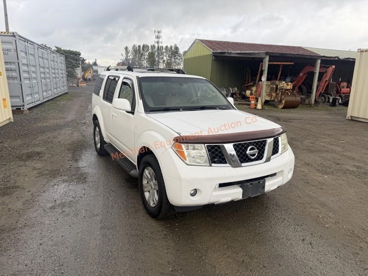 2005-nissan-pathfinder-le-image-9