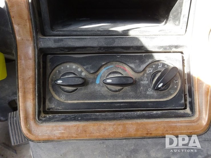 2009-ihc-prostar-premium-day-cab-truck-(pz13990,-unit-406)-image-90