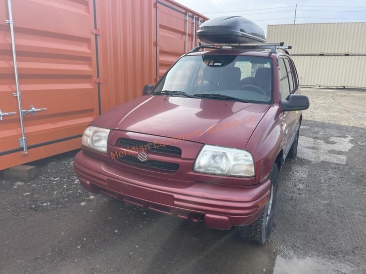 1999-suzuki-grand-vitara-image-2