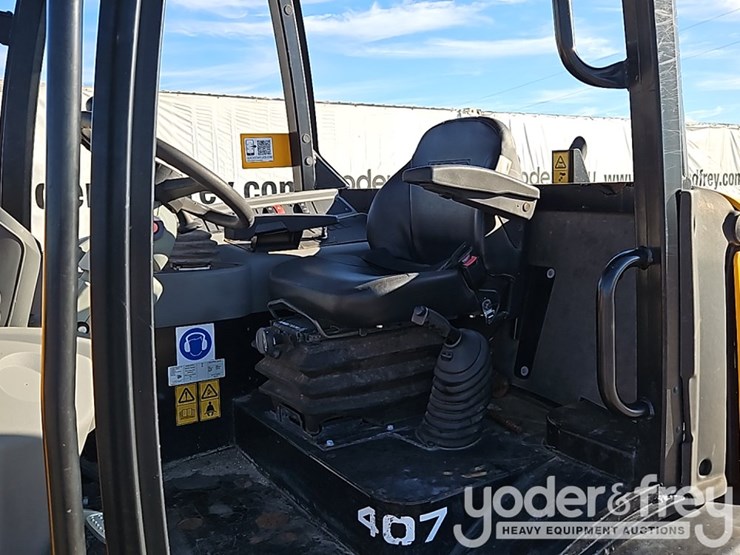 2023-jcb-407-image-21