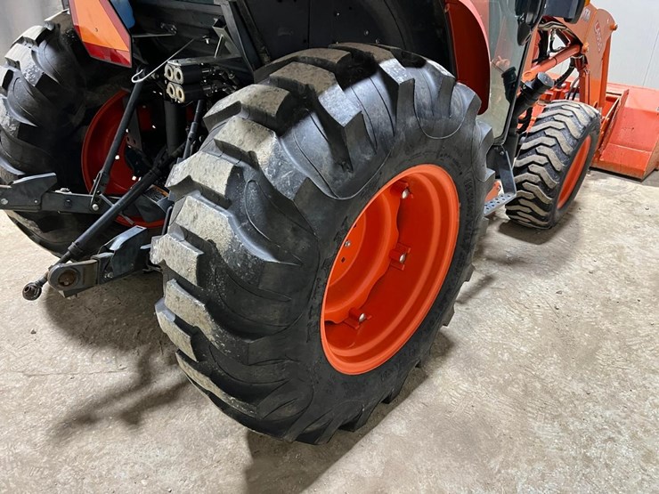 2015-kubota-l4060-image-18