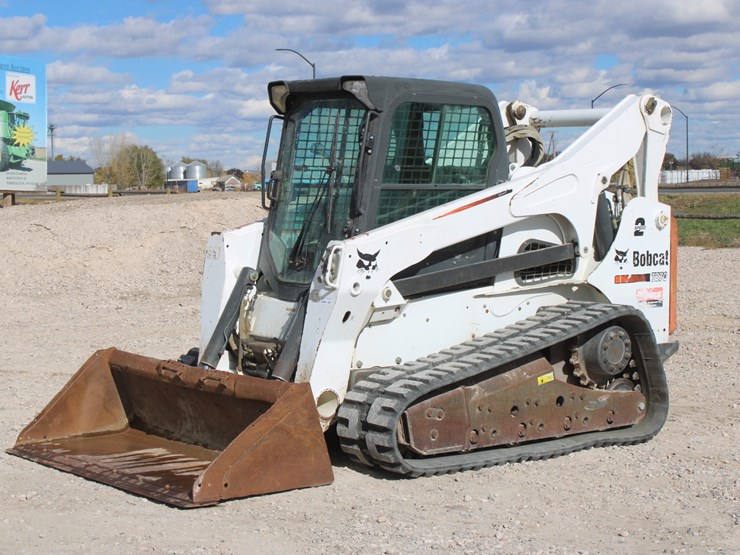 bobcat-t870-image-2