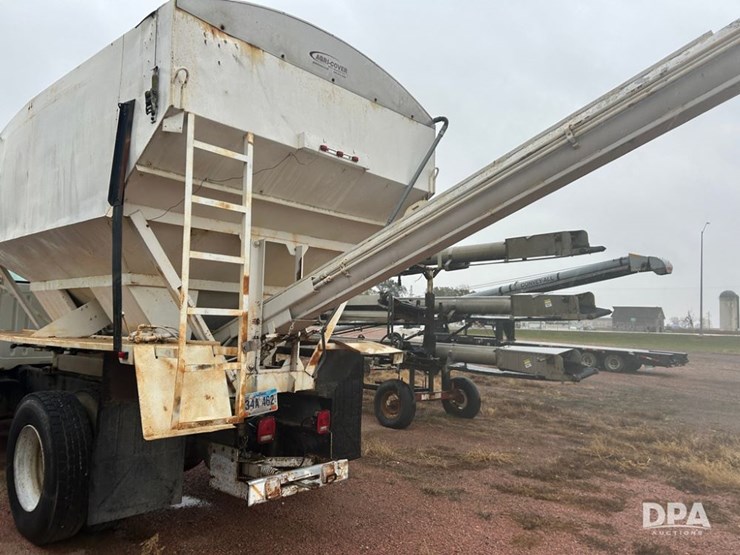 1993-international-4700-image-6