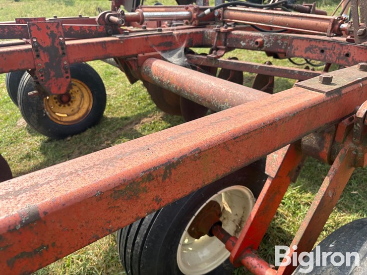 massey-ferguson-21-image-17