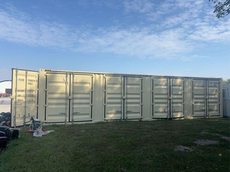 40-ft-shipping-container-image-1