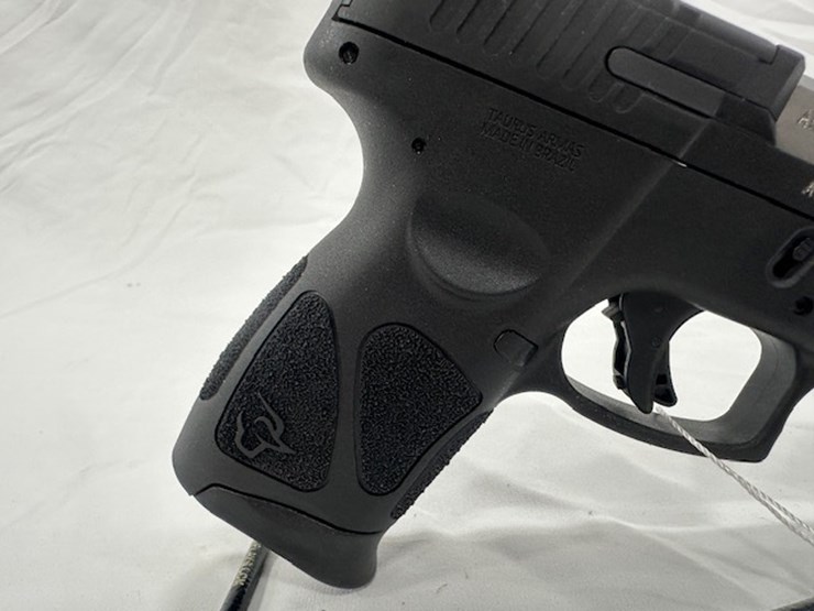 #2025-00071-•-taurus-g3c-pistol-image-26