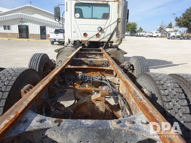 2005-mack-vision-truck-(pz13989,-unit-266)-image-64