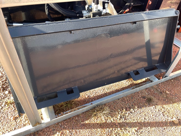 #4053-•-wolverine-84"-dozer-blade-attachment-image-13