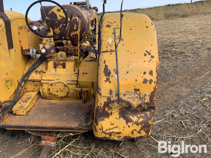 minneapolis-moline-403c-4-2wd-tractor-image-13