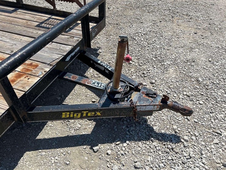 2003-big-tex-10pi-16ft.-t/a-pipe-top-utility-trailer-image-5