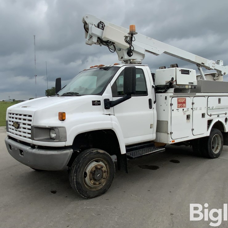 2009 Chevrolet C4500 Kodiak 4x4 Bucket Truck