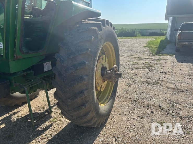 1972-john-deere-4320-image-14