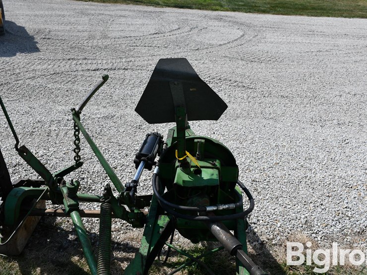 john-deere-30-image-11