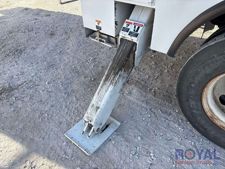 2013-international-workstar-7400-image-38