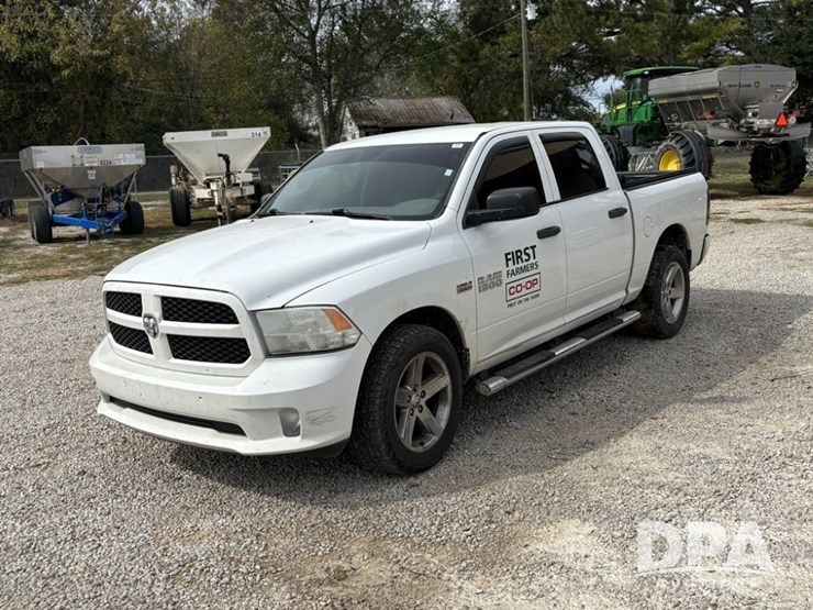 2013-dodge-ram-1500-image-1