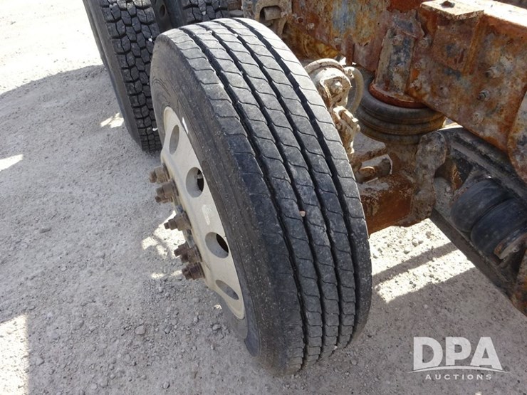 2005-mack-vision-truck-(pz13989,-unit-266)-image-55