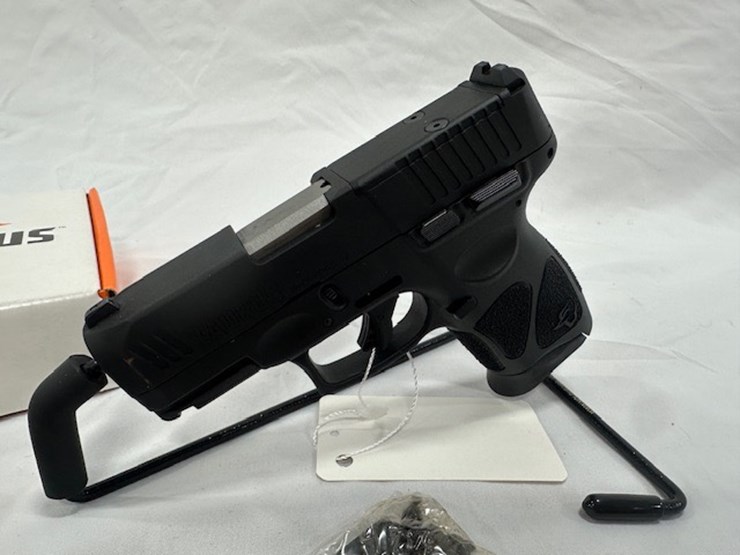 #2025-00037-•-taurus-g3c-pistol-image-7