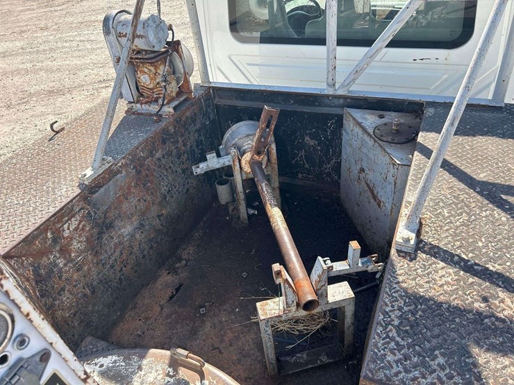 2005-international-durastar-4300-image-28