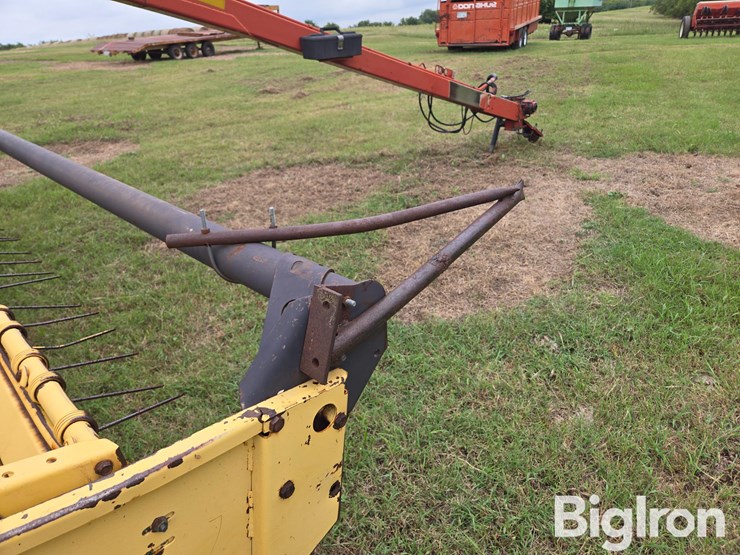 new-holland-1475-image-13