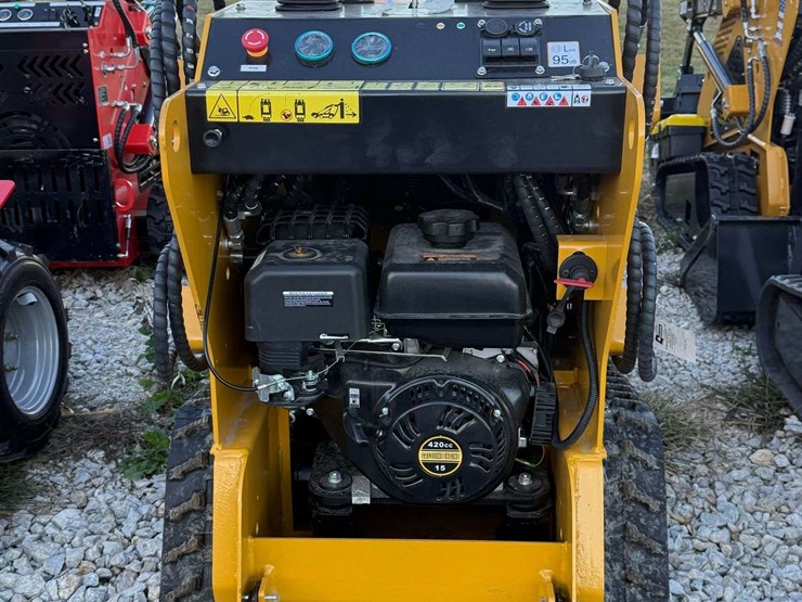 agt-mx-mrt14-mini-track-loader-image-4