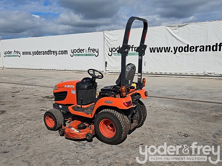2015-kubota-bx2370-image-4