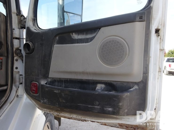 2007-volvo-vnl-day-cab-truck-(pz13987,-unit-110)-image-83