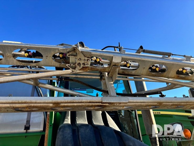 2013-john-deere-4830-image-104