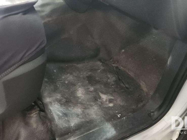 2012-dodge-ram-5500-image-32