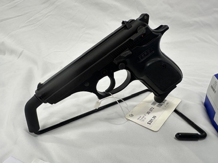 #2025-00052-•-bersa-thunder-22-pistol-image-3