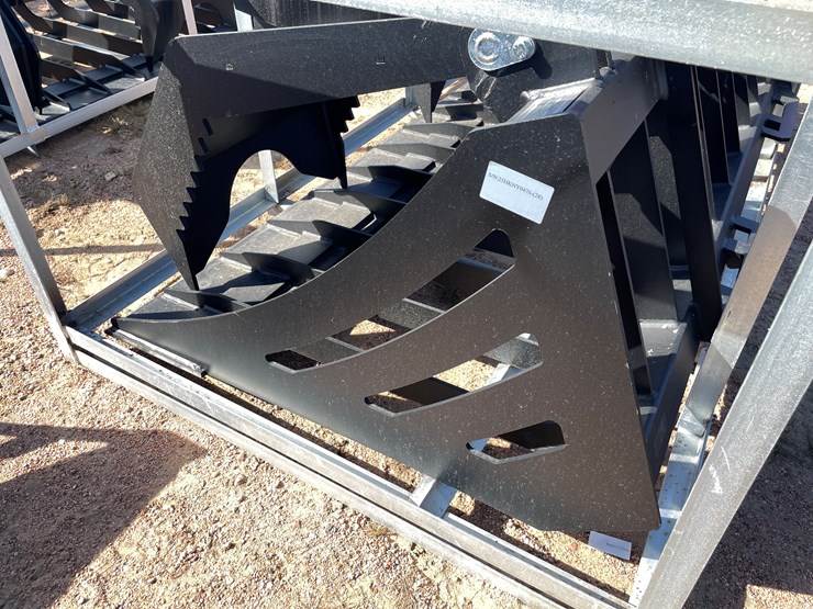 #4112-•-72"-rock-grapple-bucket-attachment-image-14