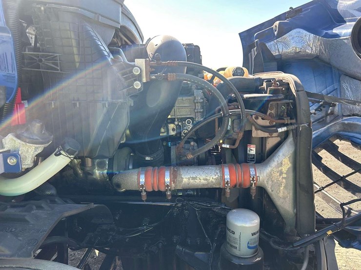 2021-freightliner-cascadia-116-image-9