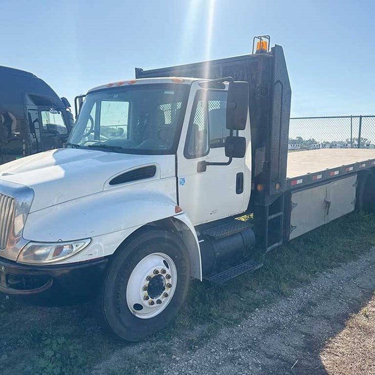 INTERNATIONAL DURASTAR 4300