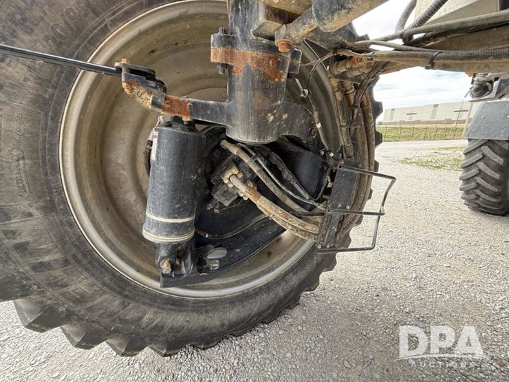 2020-case-ih-trident-5550-image-14