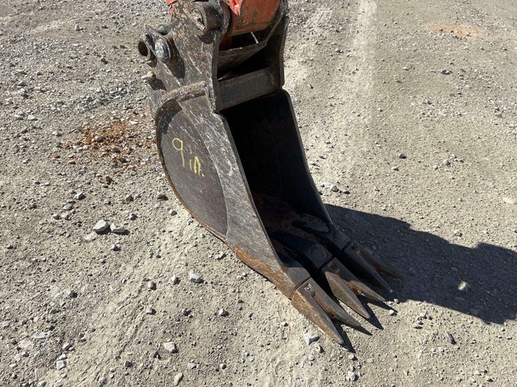 2023-kubota-u27-4-image-15