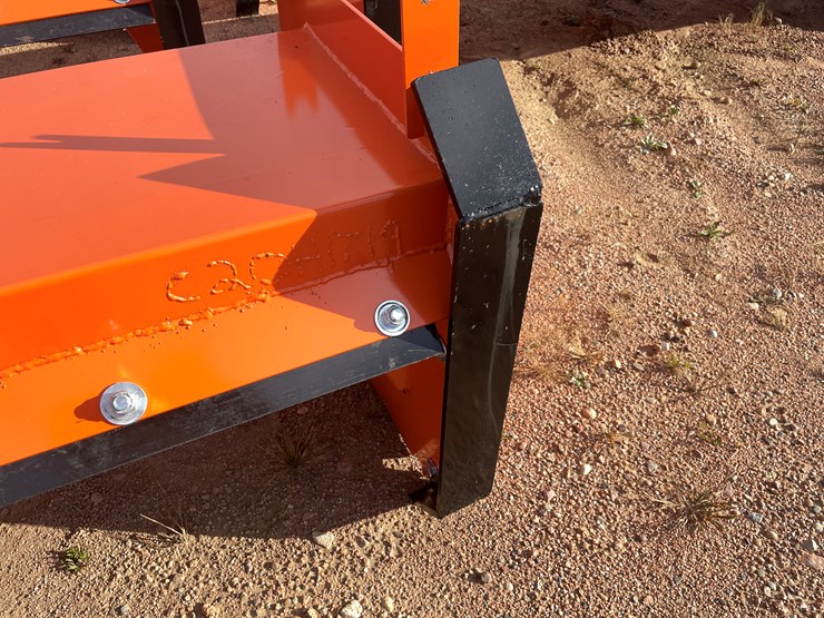 #4058-•-10'-hd-snow-pusher-attachment-image-9