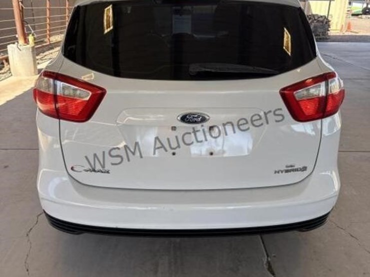 2014-ford-c-max-hybrid-wagon-image-6