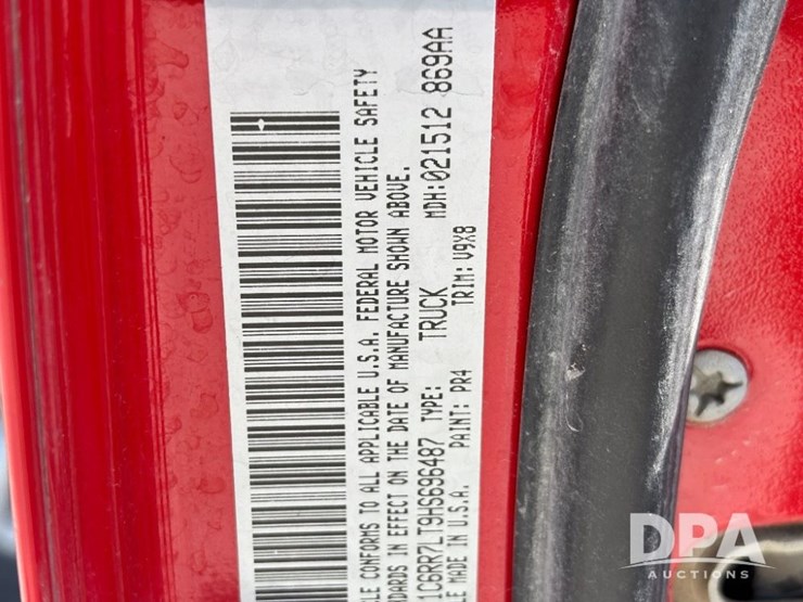 2017-ram-1500-slt-image-91