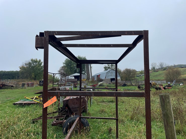 #8114-•-metal-frame-image-10