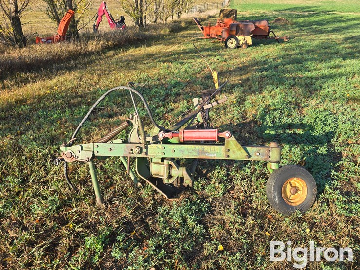 john-deere-7-image-8