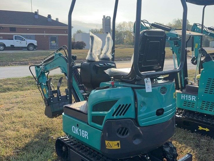 mini-excavator-qk18z-image-3