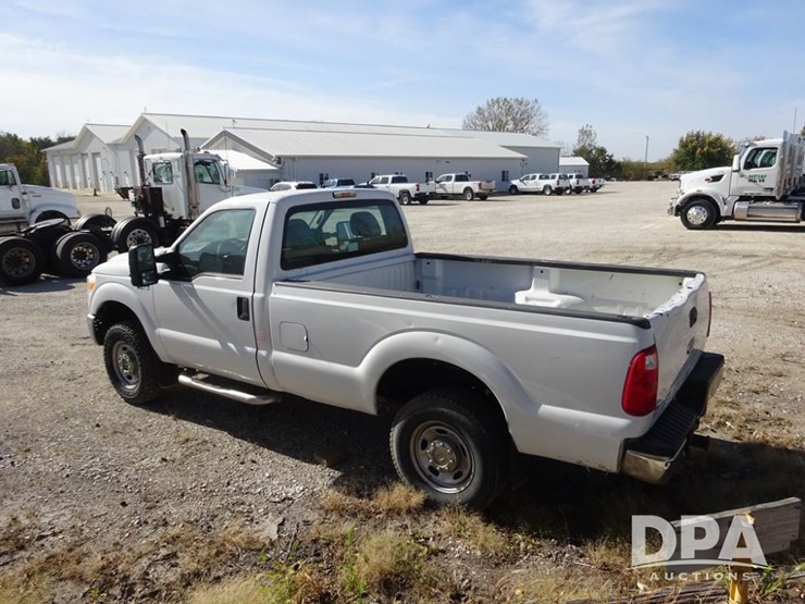 2011-ford-f250-image-15