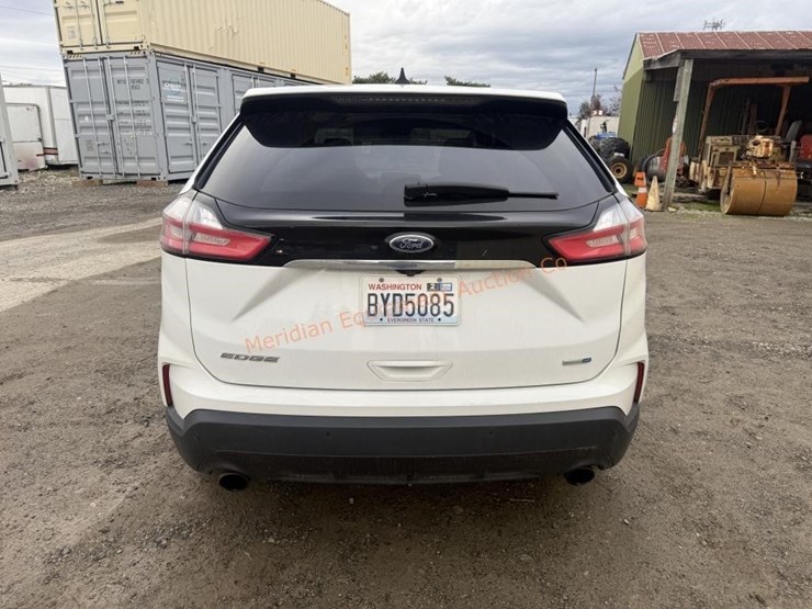 2020-ford-edge-image-9